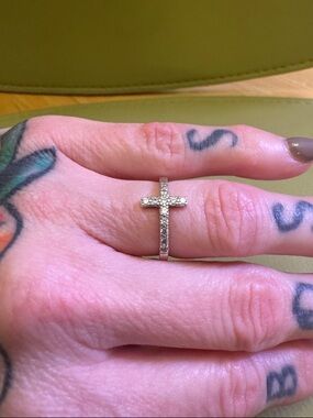 Stella and Dot Sterling Silver Cross Band Ring with Pavé Crystals